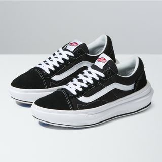 ヴァンズ(VANS)の新品　オールドスクールオーヴァートCC　OLD SKOOL OVERT CC(スニーカー)