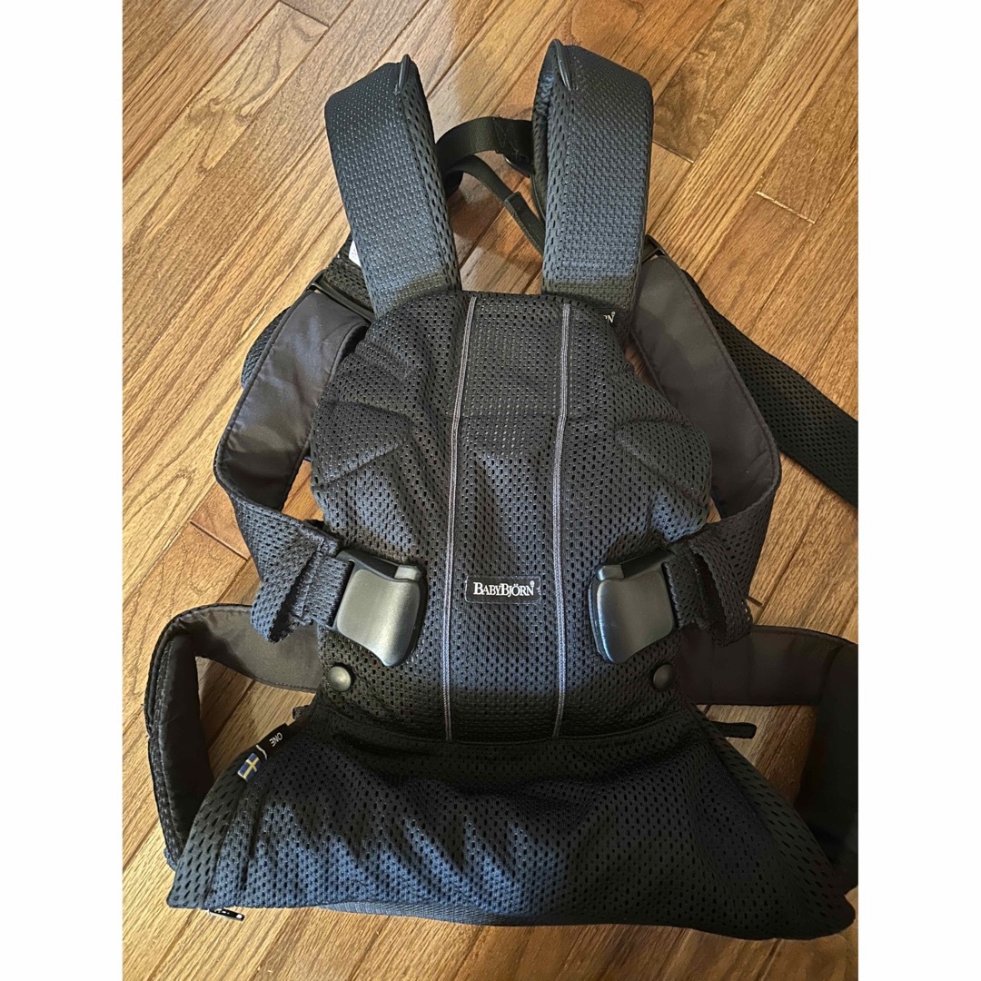 BABYBJORN   ベビービョルン ベビーキャリア ONE KAI Air ブラックの