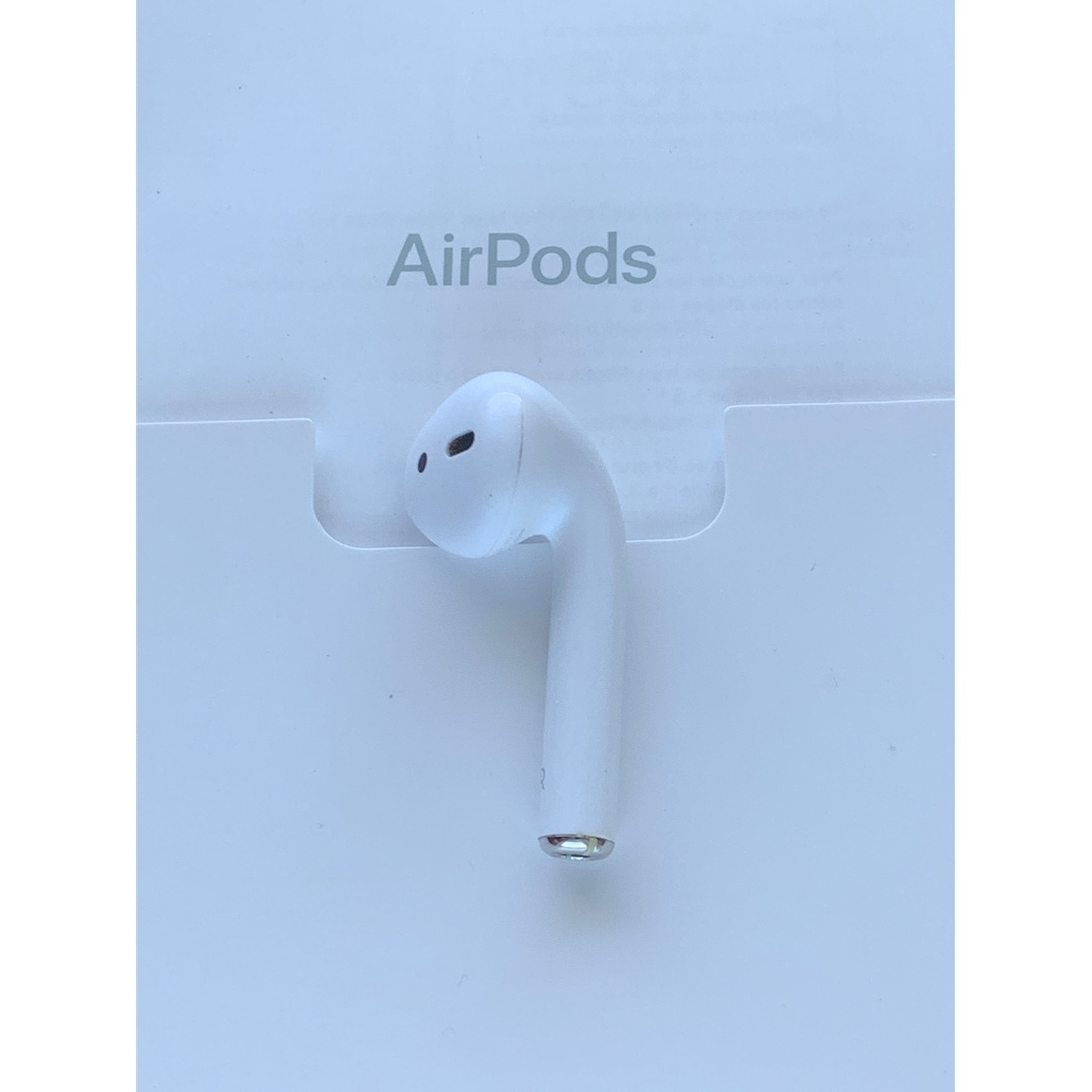 Apple(アップル)のAirPods 左イヤホンのみ 第一世代 Apple正規品　動作品　音質正常 スマホ/家電/カメラのオーディオ機器(ヘッドフォン/イヤフォン)の商品写真