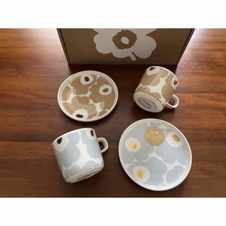 マリメッコ(marimekko)の専用　新品　マリメッコ　ゴールド&シルバーセット　ラテマグ　ブラウン&ベージュ(食器)