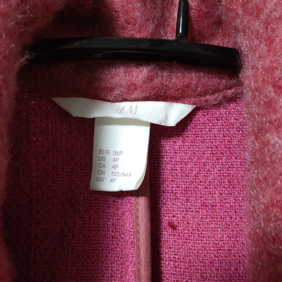 H&M(エイチアンドエム)のH&M　モヘア風ロングコート　ピンク レディースのジャケット/アウター(ロングコート)の商品写真