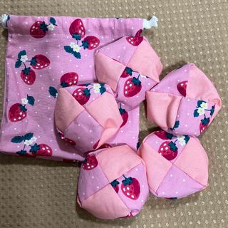 お手玉5個と収納用巾着袋 ⑦ ハンドメイドの通販 by さぼてん's shop
