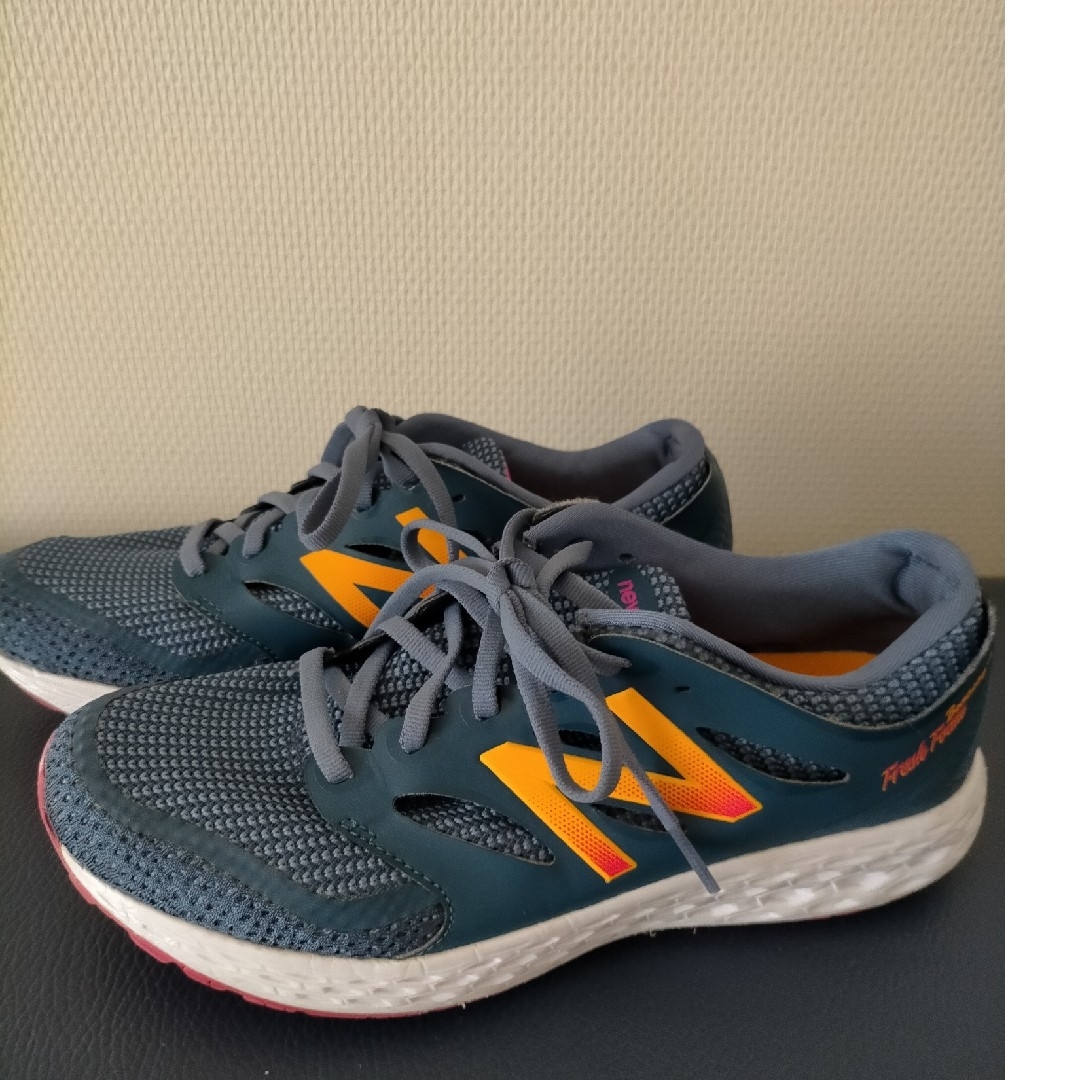 New Balance(ニューバランス)のnew balance fresh foam  24.5 メンズの靴/シューズ(スニーカー)の商品写真