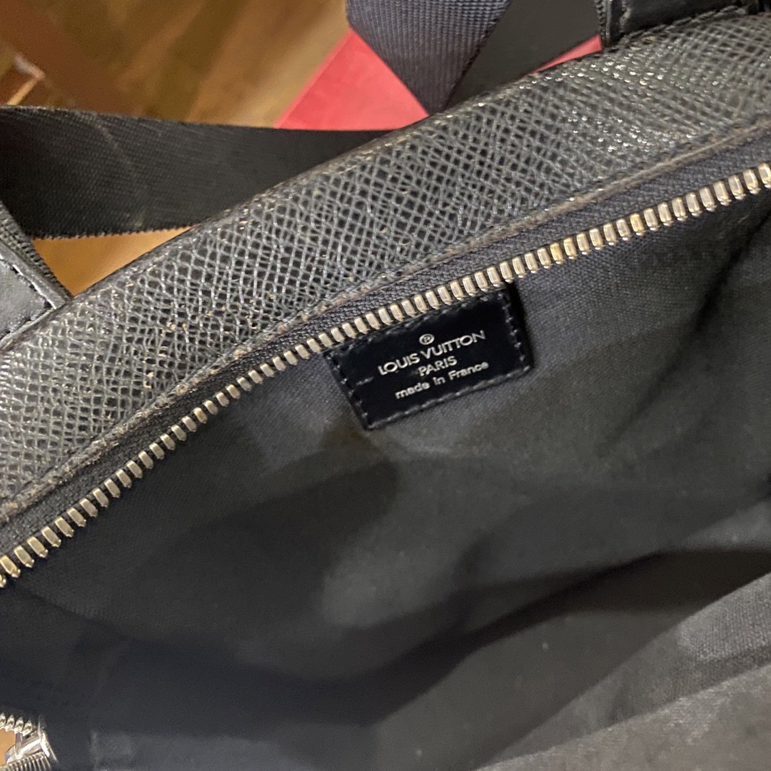 LOUIS VUITTON(ルイヴィトン)のLOUIS VUITTON　ルイヴィトン メンズのバッグ(セカンドバッグ/クラッチバッグ)の商品写真