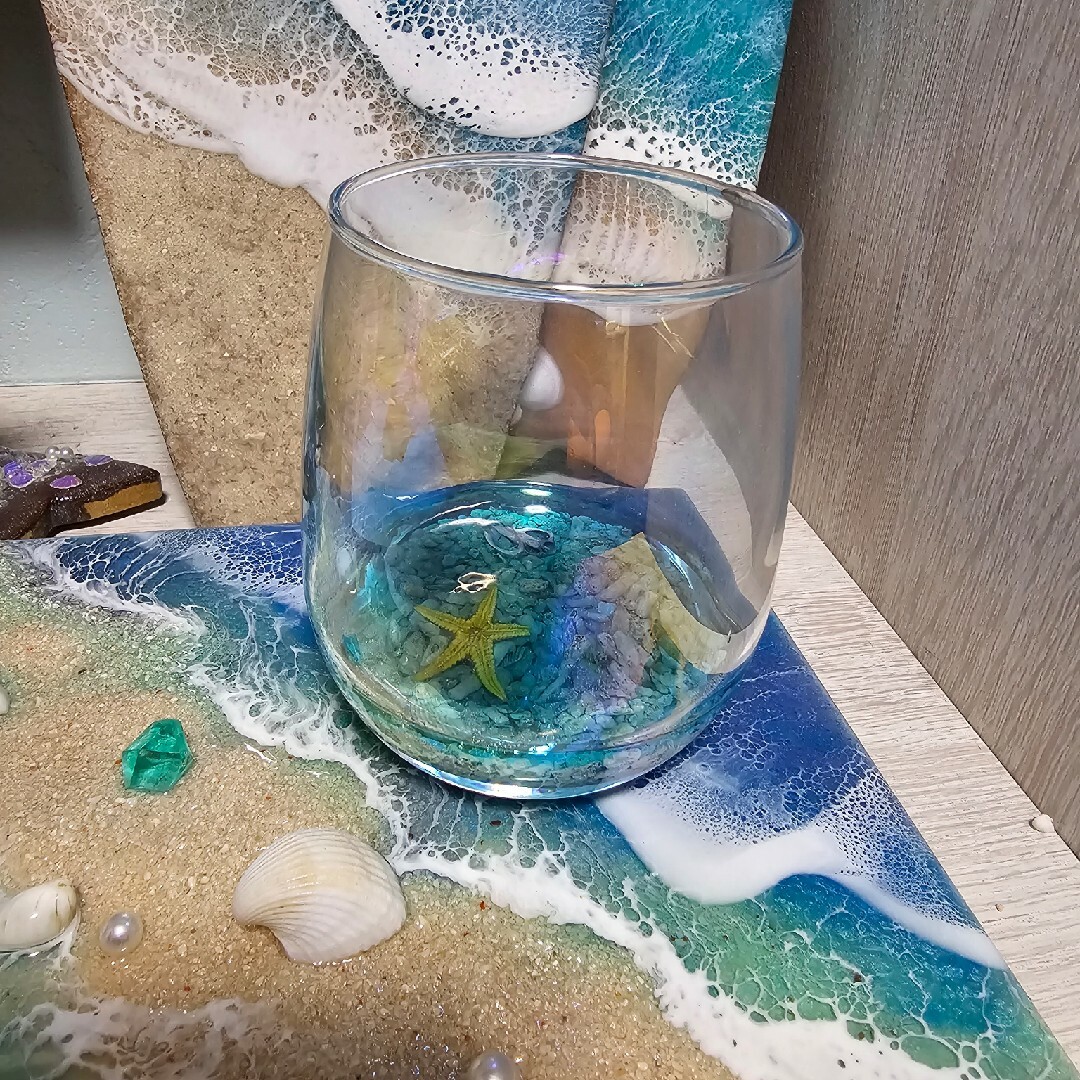 海を感じるインテリア　グラスの中の小さな海　レジン海 ハンドメイドのインテリア/家具(インテリア雑貨)の商品写真