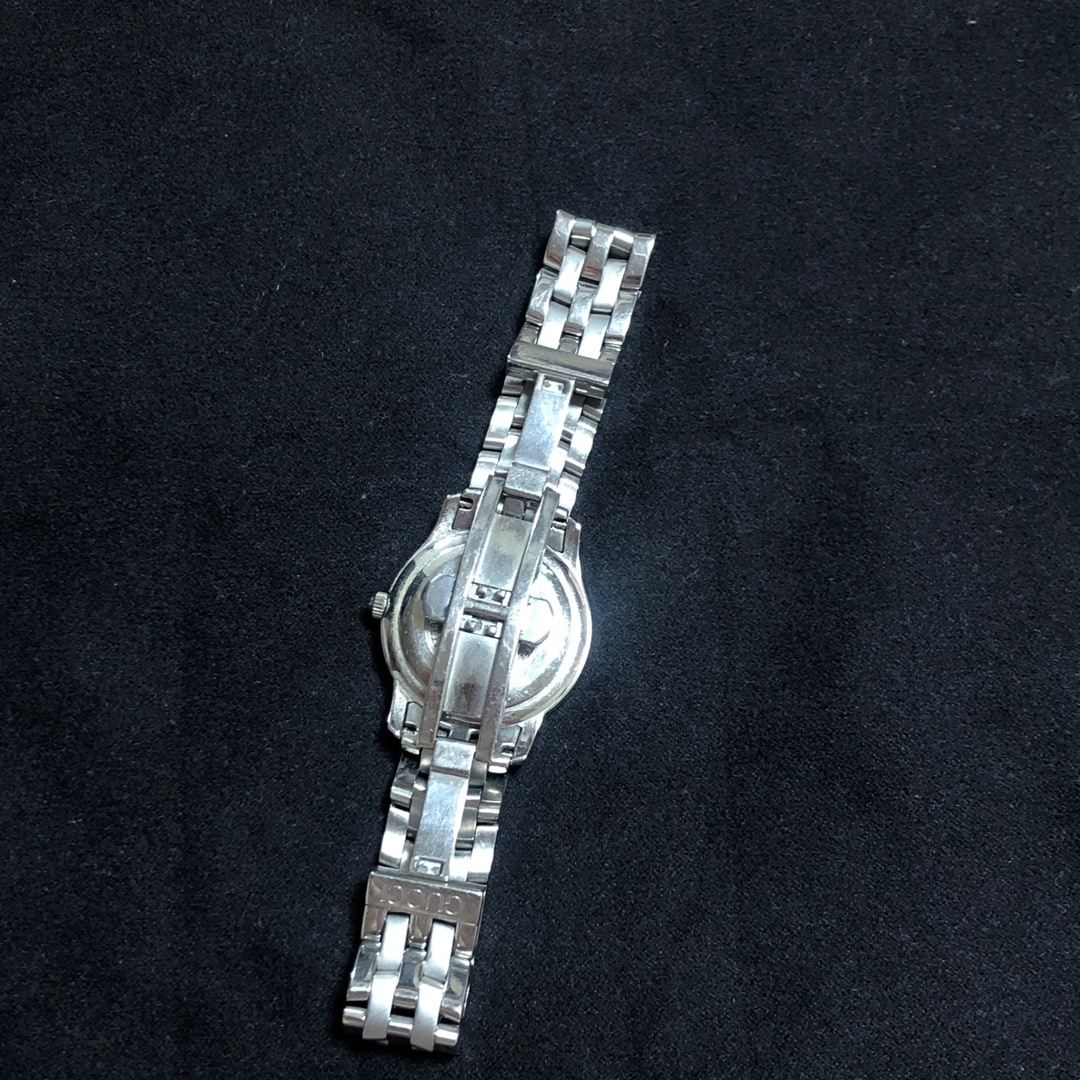 Gucci(グッチ)のみー様専用　GUCCI 腕時計 レディースのファッション小物(腕時計)の商品写真
