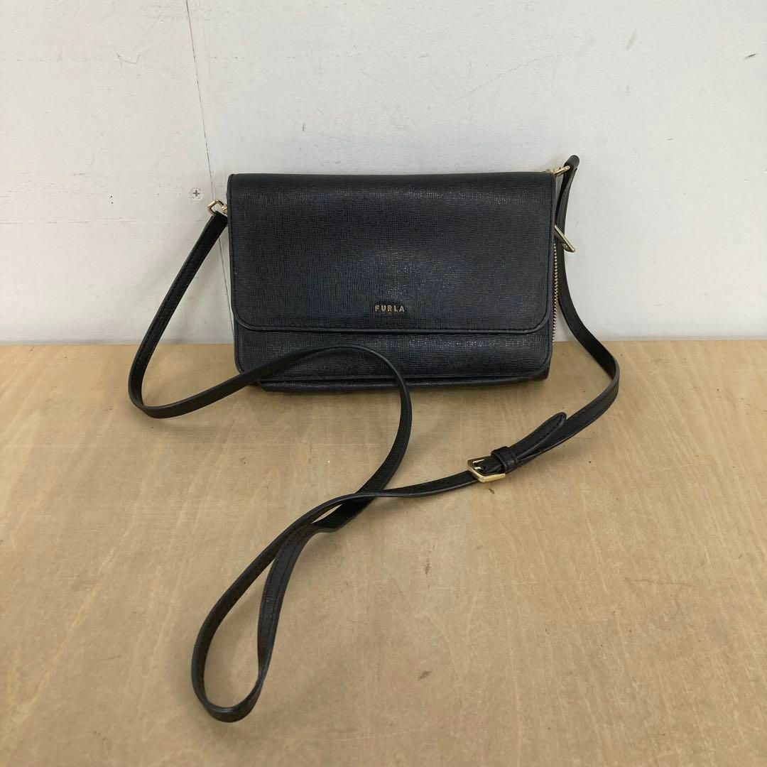 Furla(フルラ)のFURLA RIVA L CROSSBODY POUCH レディースのファッション小物(ポーチ)の商品写真