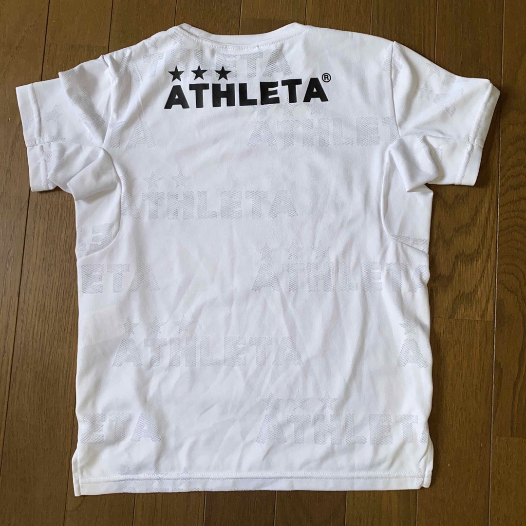 ATHLETA(アスレタ)のアスレタホワイトシャツ　140㎝ キッズ/ベビー/マタニティのキッズ服男の子用(90cm~)(Tシャツ/カットソー)の商品写真