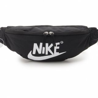 ナイキ(NIKE)のNIKE ヘリテージ ボディバッグ バッグ  完売 正規品 美品(ボディバッグ/ウエストポーチ)