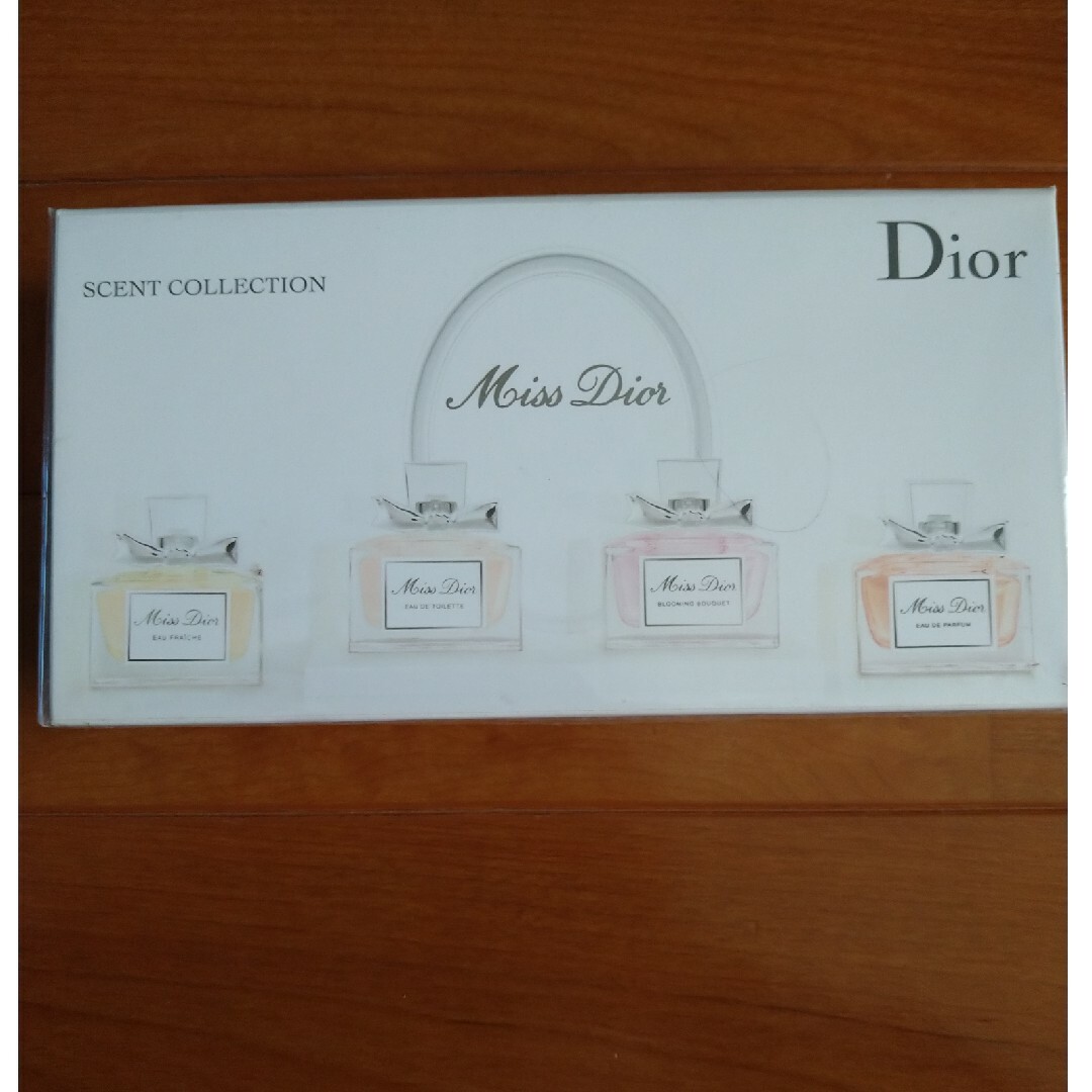 Miss  Dior  scent collection  ミニ香水4点セット