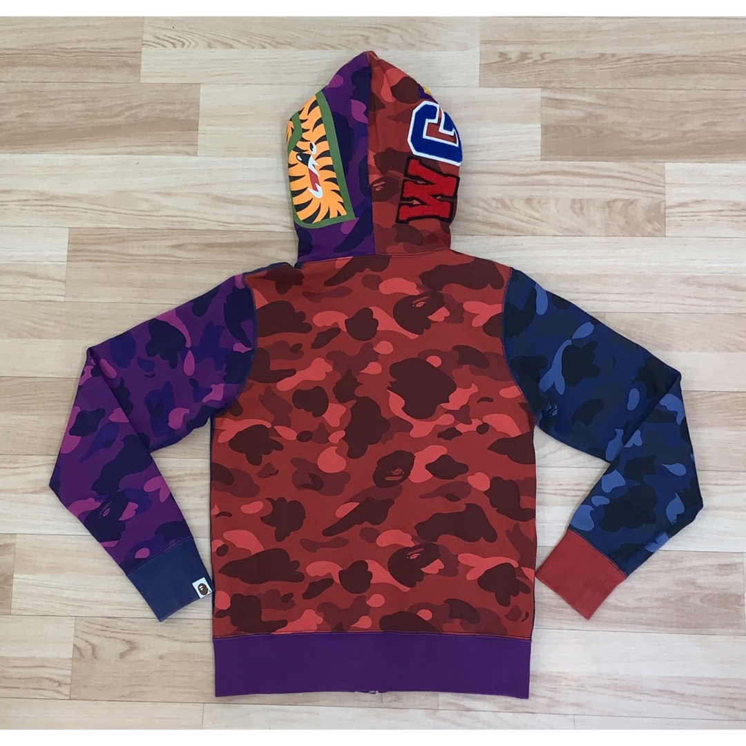 A BATHING APE - ☆激レア☆ APE クレイジー シャークパーカー ...