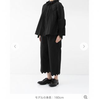 ネストローブ(nest Robe)のnestrobe スカラップイージーパンツ(クロップドパンツ)