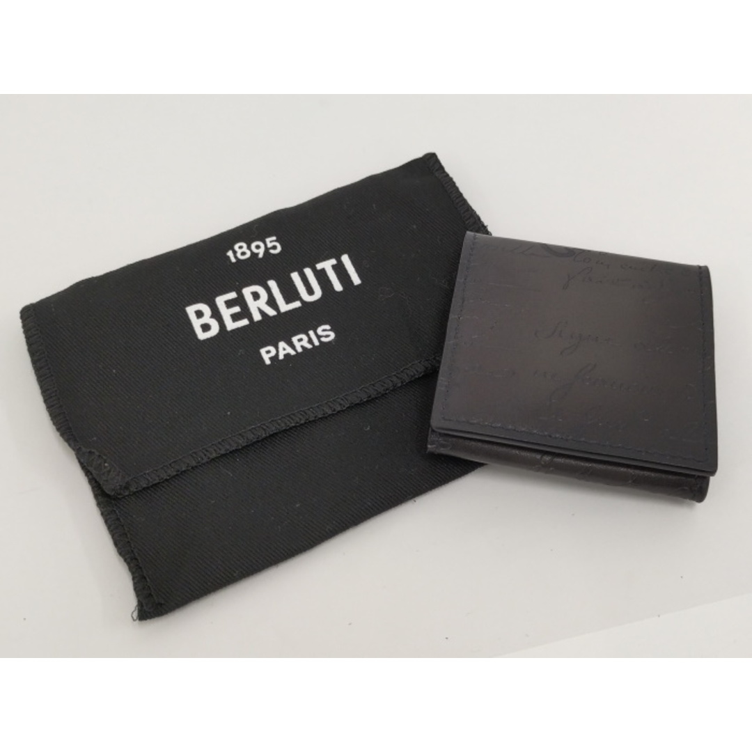 Berluti(ベルルッティ)のBerluti コインケース 小銭入れ カリグラフィ レザー ブラック系 メンズのファッション小物(コインケース/小銭入れ)の商品写真