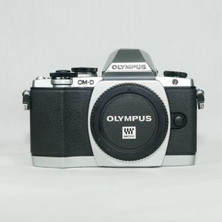 オリンパス(OLYMPUS)のOLYMPUS OM-D E-M10 body ＋ α(デジタル一眼)