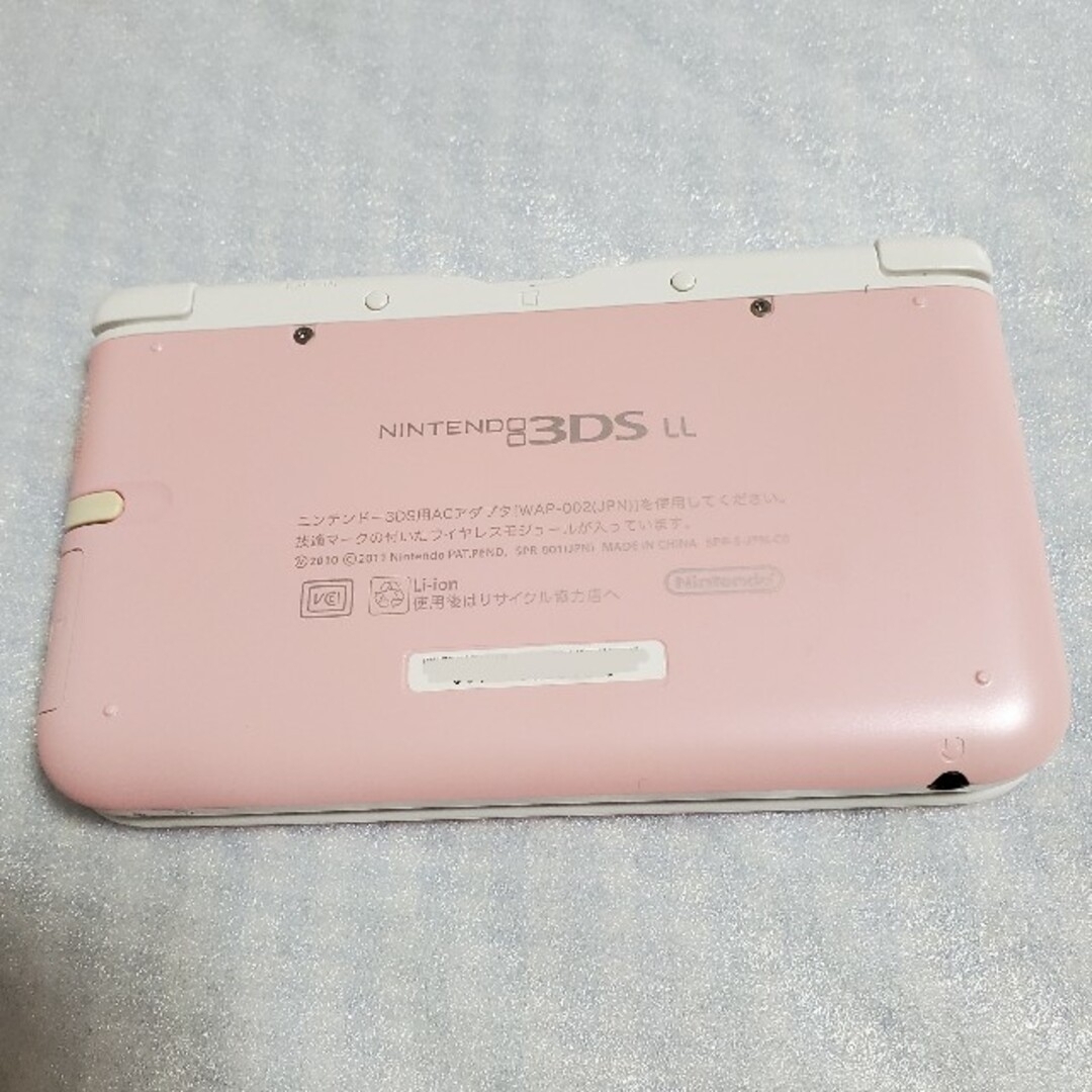 ニンテンドー3DS(ニンテンドー3DS)の任天堂 　3DS  LL　(ピンク×ホワイト) エンタメ/ホビーのゲームソフト/ゲーム機本体(携帯用ゲーム機本体)の商品写真