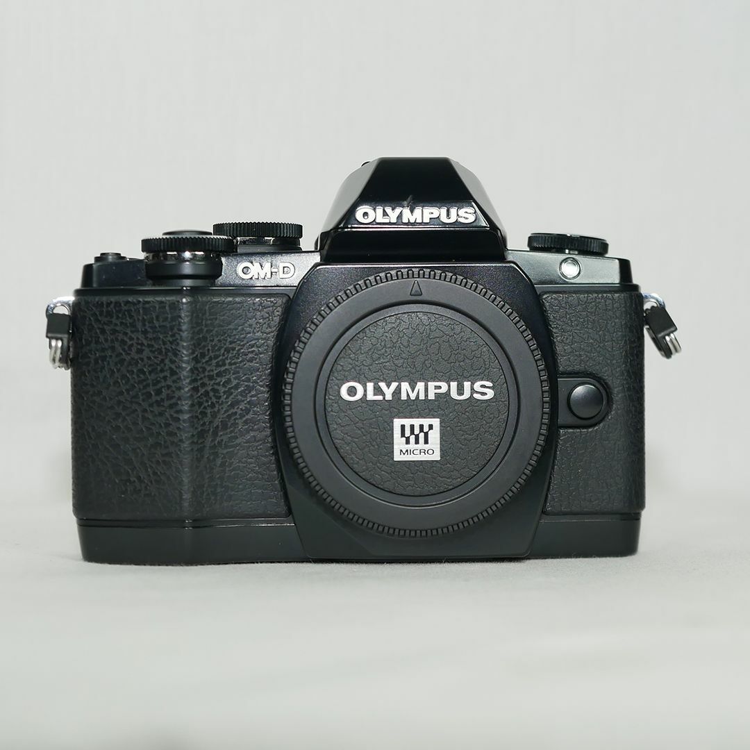 OLYMPUS OM-D E-M10 body Black ＋ α