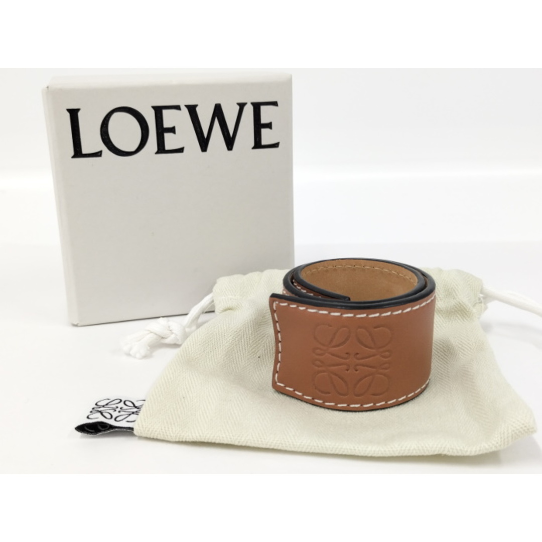 LOEWE ブレスレット スラップ スモール バングル アナグラム レザー