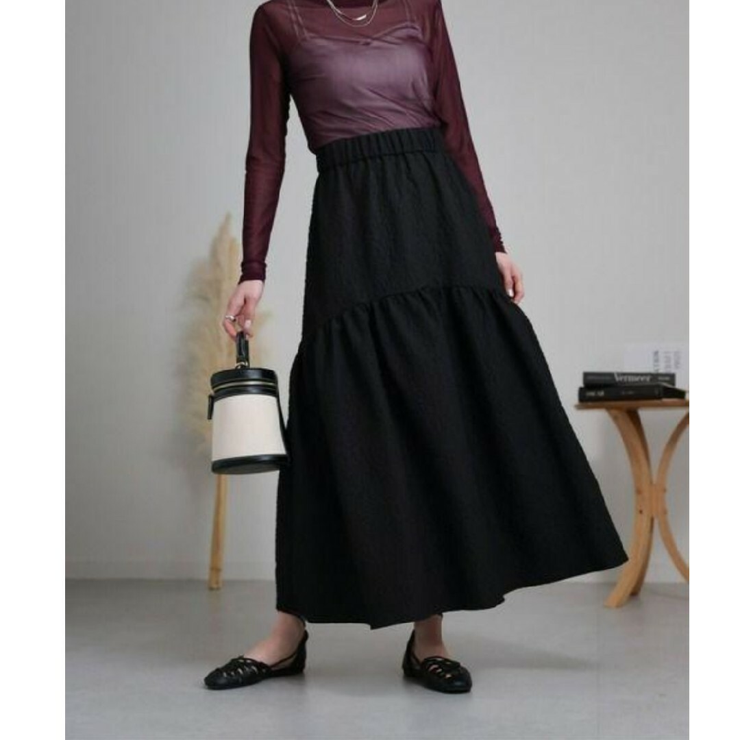 ボンジュールサガン　ぽこぽこジャガードティアードスカート レディースのスカート(ロングスカート)の商品写真