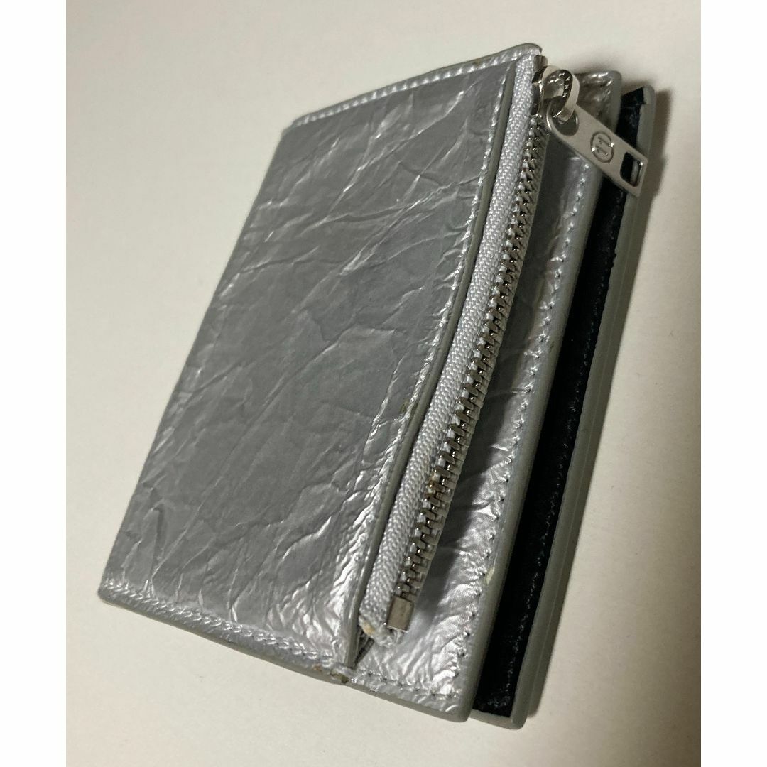 Maison Martin Margiela(マルタンマルジェラ)のmargiela マルジェラ 財布 シワ加工 wallet silver メンズのファッション小物(折り財布)の商品写真