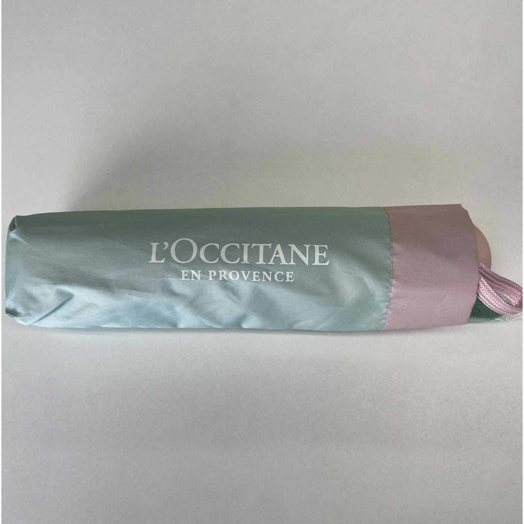 L'OCCITANE(ロクシタン)の【新品】ロクシタン 折りたたみ傘 晴雨兼用 軽量 パステルカラー レディースのファッション小物(傘)の商品写真