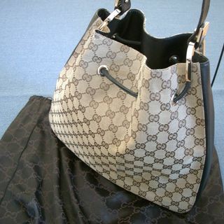 Gucci - GUCCI ミニ バケットバッグ 巾着型 ショルダーバッグ PVC