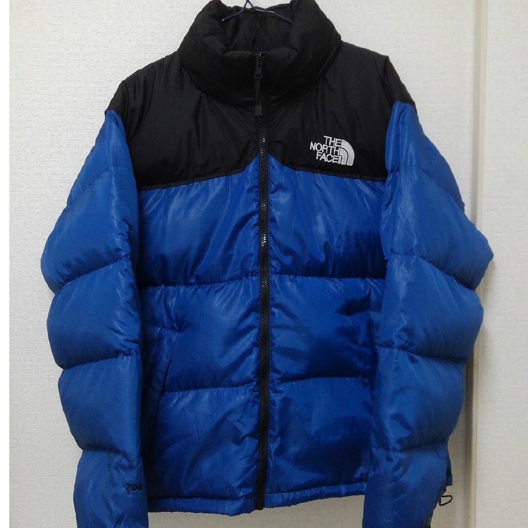 THE NORTH FACE(ザノースフェイス)のUSA規格　ノースフェイス　ヌプシダウンジャケット　ブルーM メンズのジャケット/アウター(ダウンジャケット)の商品写真