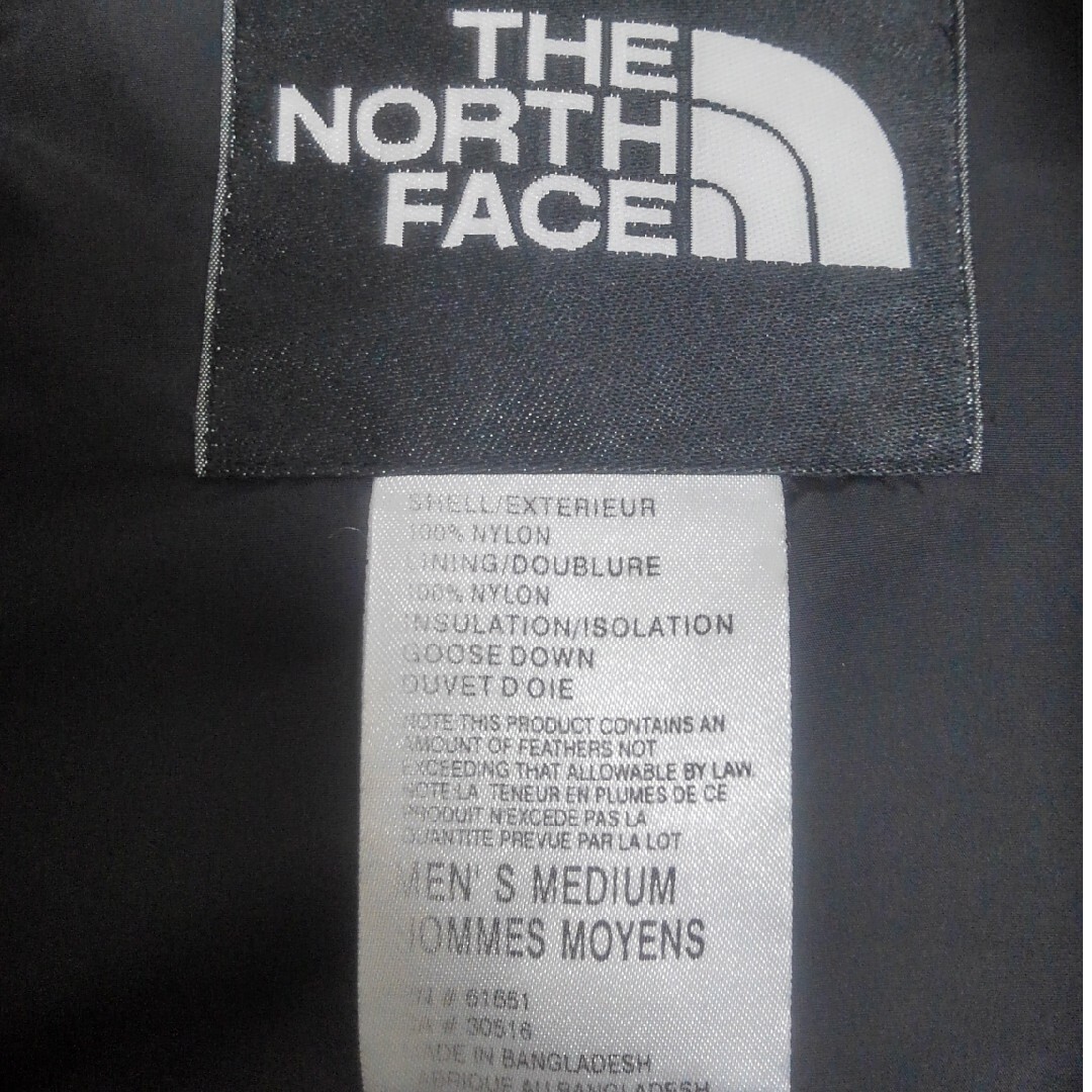 THE NORTH FACE(ザノースフェイス)のUSA規格　ノースフェイス　ヌプシダウンジャケット　ブルーM メンズのジャケット/アウター(ダウンジャケット)の商品写真