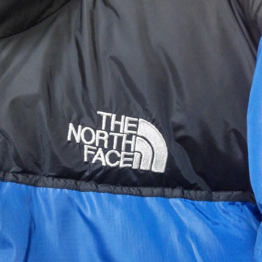 THE NORTH FACE(ザノースフェイス)のUSA規格　ノースフェイス　ヌプシダウンジャケット　ブルーM メンズのジャケット/アウター(ダウンジャケット)の商品写真