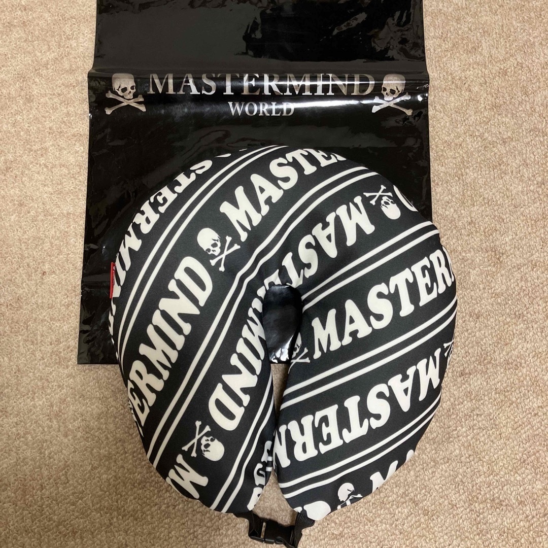 mastermind JAPAN(マスターマインドジャパン)のMASTERMIND  ネックピロー メンズのファッション小物(その他)の商品写真