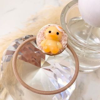 アニマルヘアゴム  あひる 目玉焼き a ハンドメイド(ヘアアクセサリー)