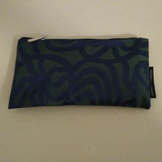 マリメッコ(marimekko)のフィンエアー機内アメニティキットマリメッコ Marimekko グリーン(ノベルティグッズ)