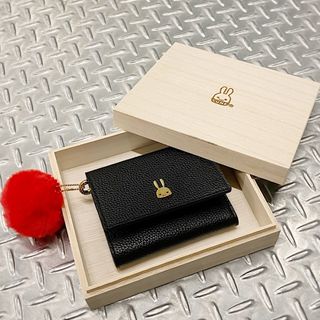 ‼️最終価格‼️CUNE金ウサギ三つ折りウォレット