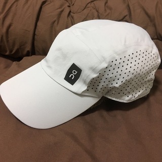 on light weight cap ランニングキャップ(キャップ)