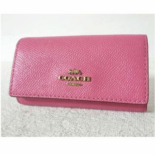 コーチ(COACH)の美品　コーチ　COACH　レザー　ピンク　６連　キーケース(キーケース)