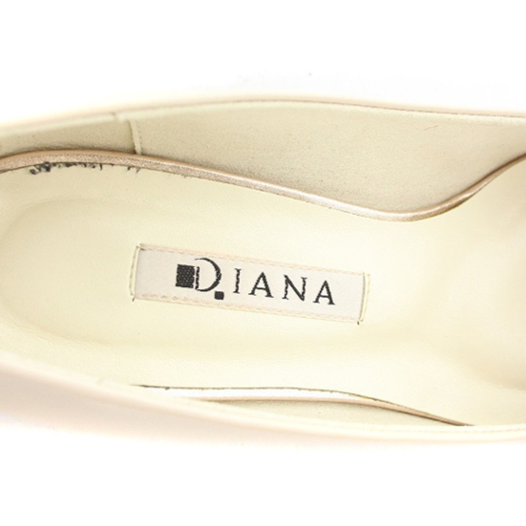 DIANA(ダイアナ)のダイアナ パール パンプス レザー 21.5cm ピンクべージュ レディースの靴/シューズ(ハイヒール/パンプス)の商品写真