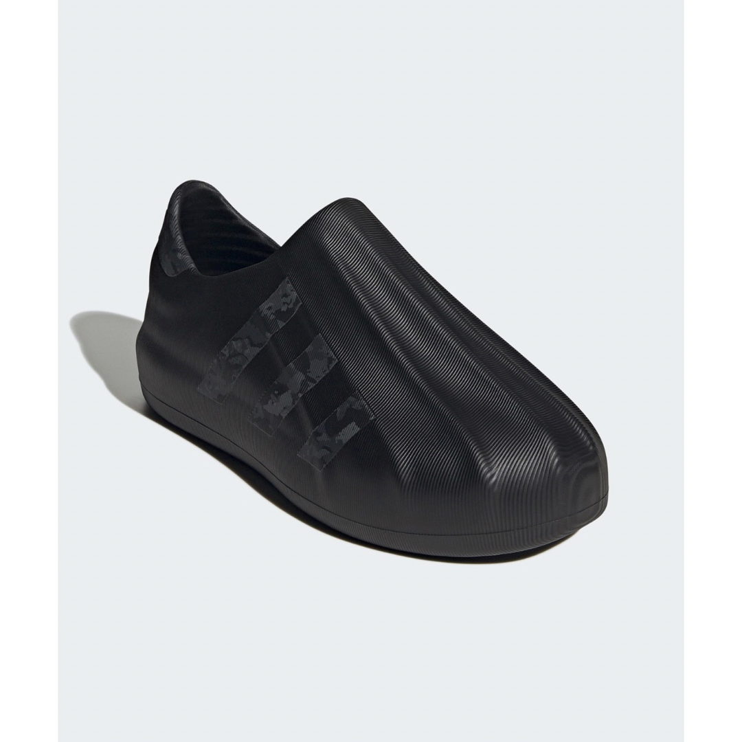 adidas(アディダス)の美品　AdiFOM SST adidas Originals スニーカー 黒 メンズの靴/シューズ(スニーカー)の商品写真