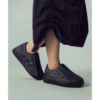 アディダス(adidas)の美品　AdiFOM SST adidas Originals スニーカー 黒(スニーカー)