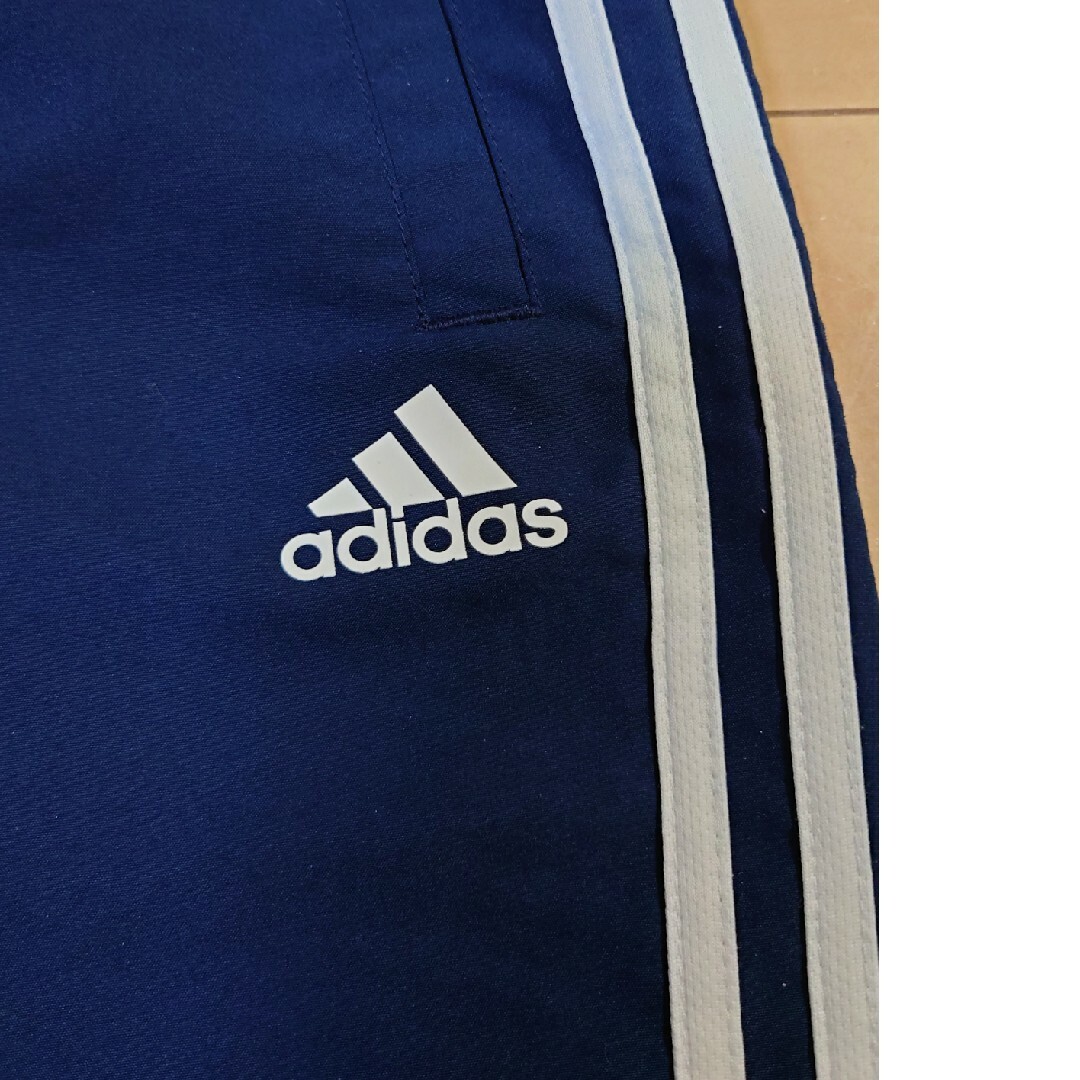 adidas(アディダス)のアディダスハーフパンツ150size キッズ/ベビー/マタニティのキッズ服男の子用(90cm~)(パンツ/スパッツ)の商品写真