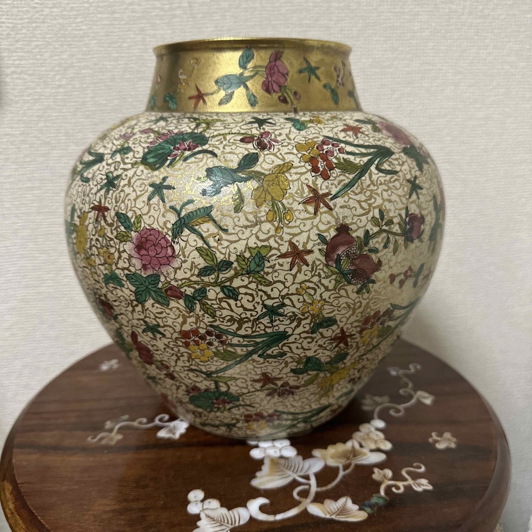 九谷焼 陶明作 色絵金彩 花図　花瓶　花入