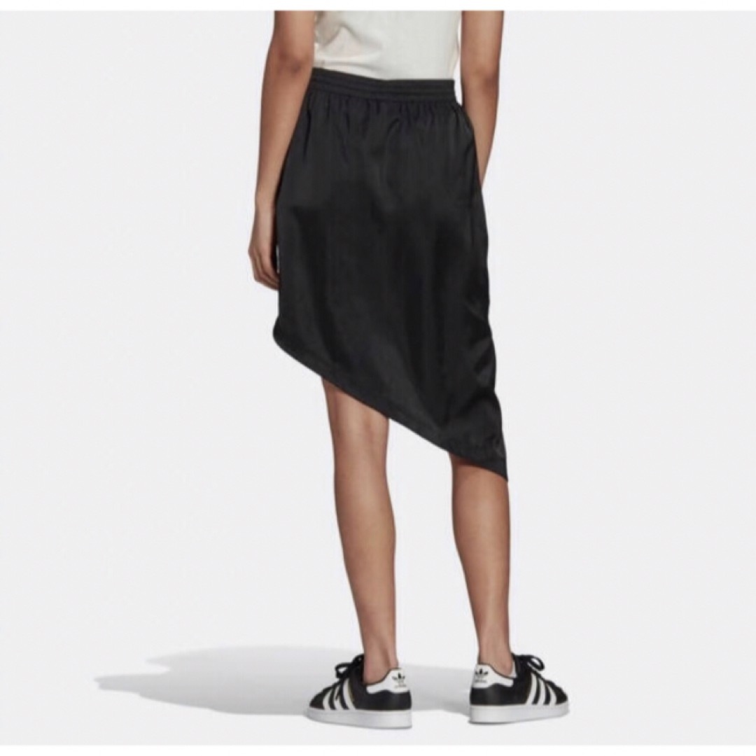 Originals（adidas）(オリジナルス)の値下げ 新品未使用タグ付き　アディダスオリジナルス　adidas スカート レディースのスカート(ひざ丈スカート)の商品写真