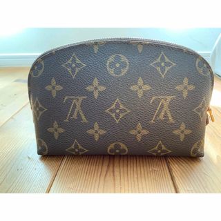 ルイヴィトン(LOUIS VUITTON)のLOUIS VUITTON  化粧ポーチ モノグラム (ポーチ)