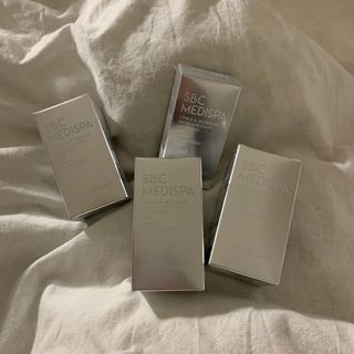 SBC MEDISPA】ホワイトサプリメント 30粒 4個セット 湘南美容外科の ...