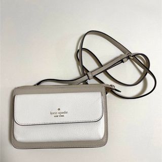 ケイトスペードニューヨーク(kate spade new york)の【新品未使用】ケイトスペードニューヨーク ショルダーバックレザー 白 グレージュ(ショルダーバッグ)