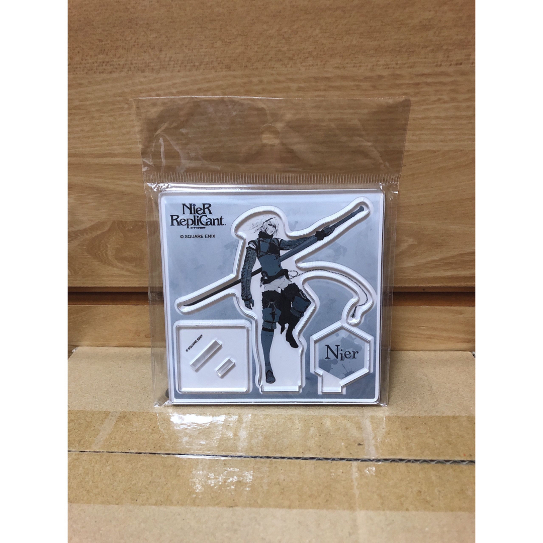 SQUARE ENIX - ニーアレプリカント アクリルスタンド 缶バッチ SQUARE ENIX - ニーアレプリカント アクリルスタンド 缶バッチ