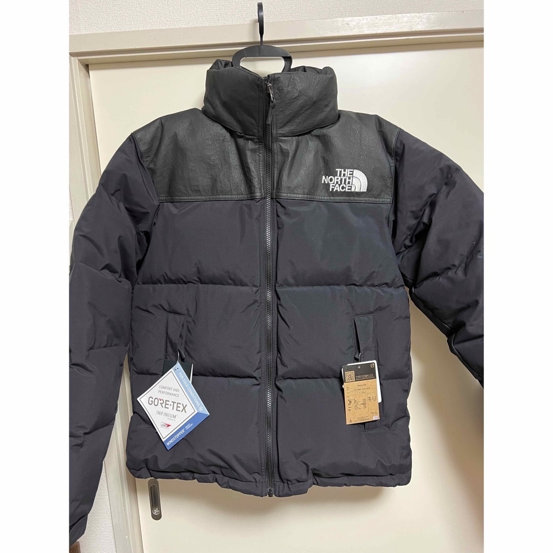 THE NORTH FACE(ザノースフェイス)の新品　ノースフェイスオルター限定 GTXレザーヌプシジャケット【L】ブラック メンズのジャケット/アウター(ダウンジャケット)の商品写真