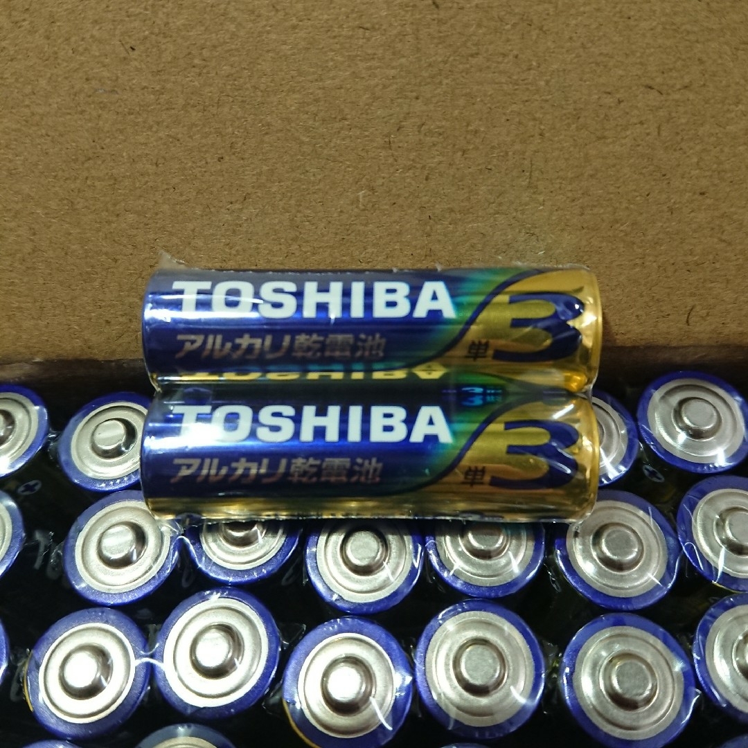 東芝(トウシバ)の♥️お得♥️アルカリ乾電池8本 501円 単三単四 単3×4本 単4×4本 スマホ/家電/カメラのスマホ/家電/カメラ その他(その他)の商品写真