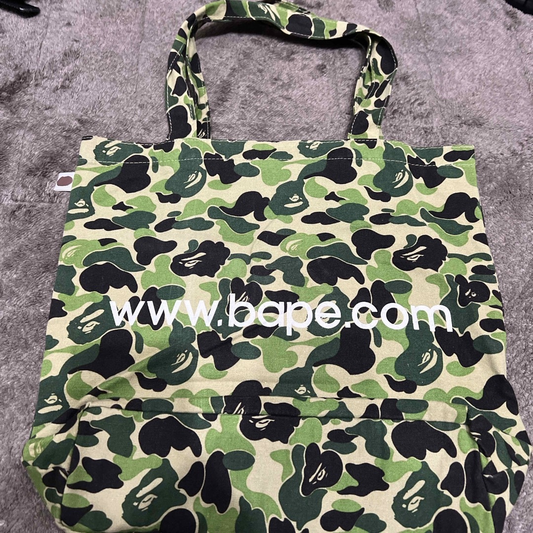 A BATHING APE アベイシングエイプ 舟形トートバッグ エイプカモ柄