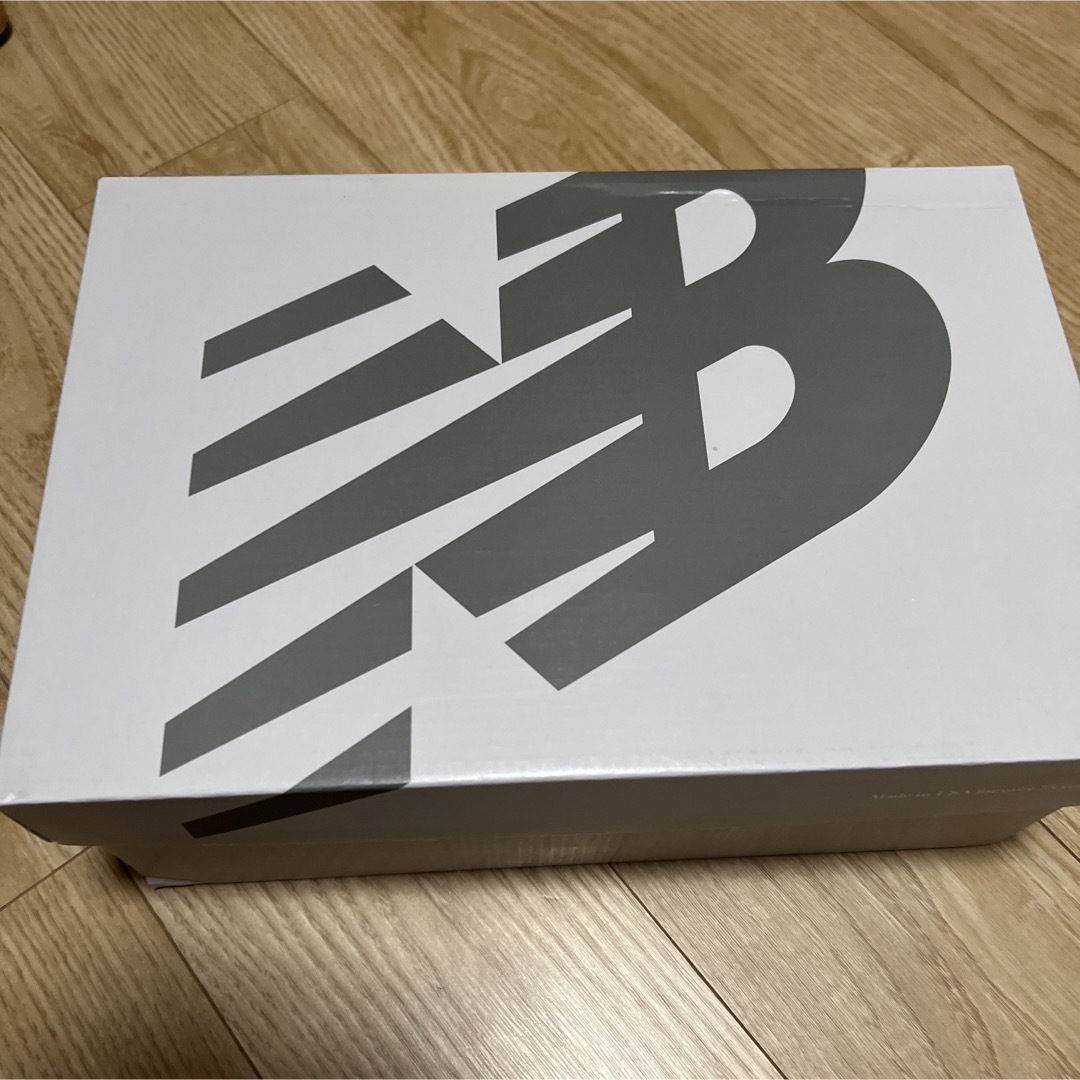 New Balance(ニューバランス)の新品　USA製　ニューバランスW990GL6 スニーカー　UK4 23cm レディースの靴/シューズ(スニーカー)の商品写真