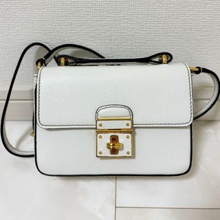 ドルチェ&ガッバーナ(DOLCE&GABBANA) ショルダーバッグ(レディース)の