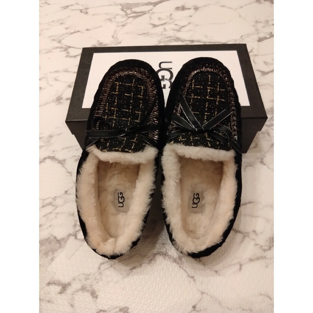 UGG モカシン